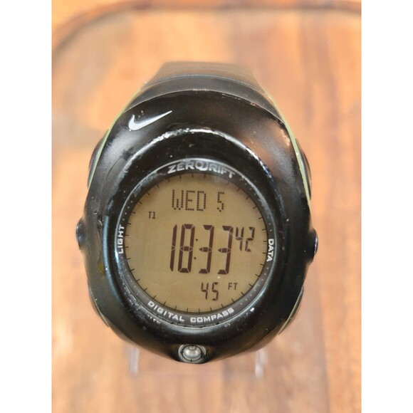 RARE VINTAGE NIKE ZERO DRIFT DIGITAL COMPASS TURTLE SHELL WATCH. Altimeter, Temp - Picture 2 of 10